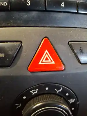 Peça sobressalente para automóvel em segunda mão interruptor 4 piscas - emergência por kia cee'd fastback (ed) 1.6 crdi 90 referências oem iam 