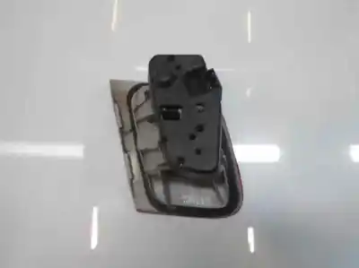 Second-hand car spare part interior rear right light for bmw 3 (e46) 318 d oem iam references 63216907946  