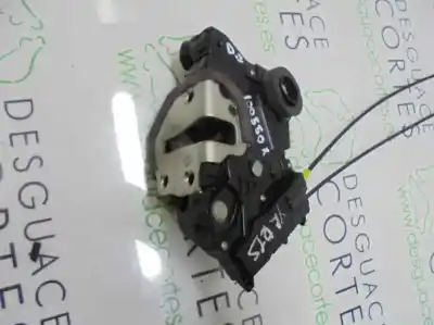 Second-hand car spare part LEFT FRONT DOOR LOCK for TOYOTA YARIS (KSP9/SCP9/NLP9)  OEM IAM references 690400D140  