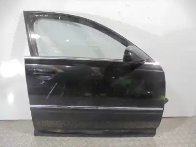 Pezzo di ricambio per auto di seconda mano PORTA ANTERIORE DESTRA per AUDI A8 (4E)  Riferimenti OEM IAM 4E0831052C  