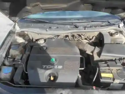 Gebrauchtes Autoersatzteil KOMPLETTER MOTOR zum SKODA OCTAVIA BERLINA (1U2)  OEM-IAM-Referenzen AGR  