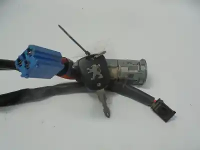 Second-hand car spare part ignition switch for peugeot 206 sw 8hx(dv4td) oem iam references 4162z1  
