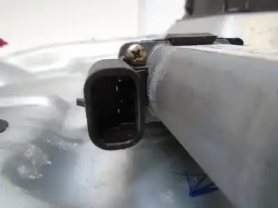 Автозапчасти б/у задний правый стеклорегулятор за fiat idea (135) 188b2000 ссылки oem iam 71734869  