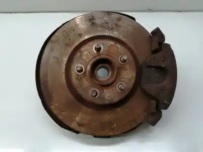 Pièce détachée automobile d'occasion MOYEU DE ROUE AVANT DROITE pour FORD KUGA (CBV)  Références OEM IAM 1674670  