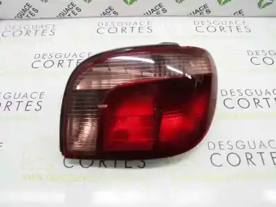 Автозапчастина б/у правий ліхтар для toyota yaris (ncp1/nlp1/scp1) d-1nd-tv посилання на oem iam 8155052130