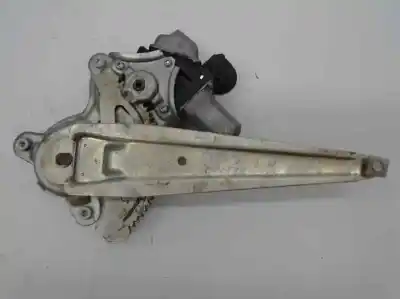 Pezzo di ricambio per auto di seconda mano ALZACRISTALLI POSTERIORE DESTRO per LEXUS CT (ZWA10_)  Riferimenti OEM IAM 6980322200  