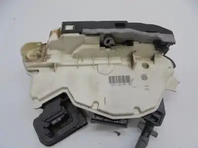 Автозапчастина б/у замок передніх дверей лівий для volkswagen golf vii variant (ba5, bv5) 1.6 tdi посилання на oem iam 5k1837015e  