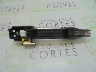 Second-hand car spare part exterior right rear door handle for mitsubishi l 200 (ka0/kb0) d-4d56 oem iam references 5716a032  