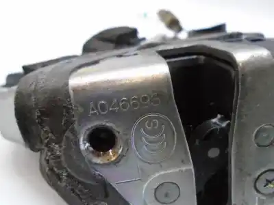 Автозапчасти б/у замок задней левой двери за lexus is (ds2/is2) 2ad-fhv ссылки oem iam 6906053040  