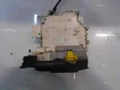 Автозапчастина б/у ЗАМОК ДВЕРЕЙ ЗАДНЬОГО ЛІВОГО для SEAT LEON (1P1)  Посилання на OEM IAM 1P0839015D  