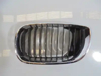 Pezzo di ricambio per auto di seconda mano GRIGLIA ANTERIORE per BMW SERIE 3 BERLINA (E46)  Riferimenti OEM IAM BM070103  