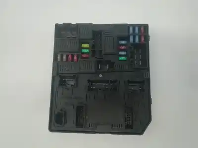 Peça sobressalente para automóvel em segunda mão caixa de fusíveis e relés por renault kadjar h5h490 referências oem iam 284b75401r