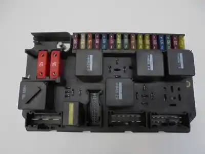 Автозапчасти б/у блок реле/предохранителей за land rover range rover (lm) 306d1 ссылки oem iam rql000014