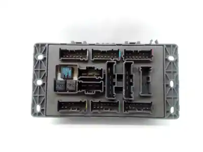 Second-hand car spare part fuse box unit for mini mini (r50,r53) w10b16a oem iam references 61136906600  