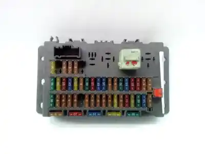 Tweedehands auto-onderdeel relais/zekeringenkastje voor mini mini (r50,r53) w10b16a oem iam-referenties 61136906600
