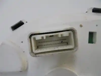 İkinci el araba yedek parçası kilometre sayaç saat için suzuki vitara (ly) m16a oem iam referansları 3411054pa  