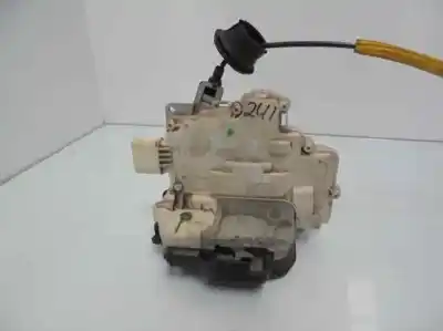 Автозапчасти б/у замок задней левой двери за audi a6 avant (4f5) bmk ссылки oem iam 4f0839015a  