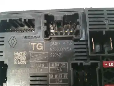 Piesă de schimb auto la mâna a doua panou siguranțe pentru nissan primastar (x83) m9r717 referințe oem iam  284b77542r n30800ph5a 