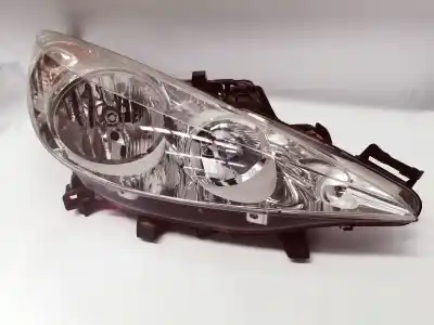 Pièce détachée automobile d'occasion feu droit pour peugeot 207 confort références oem iam 620695  