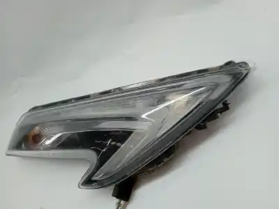 Second-hand car spare part right headlight for nissan juke (f15e) hra2ddt oem iam references 26120bv80a 90049102 26120bv80a