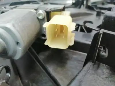 Автозапчастина б/у регулятор вікна передній лівий для ford fiesta (cnn) m1je посилання на oem iam 1836010  