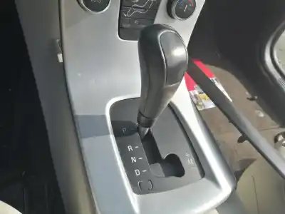 Pezzo di ricambio per auto di seconda mano leva del cambio per volvo c30 (533) 2.0 d riferimenti oem iam 30759916 30787937 