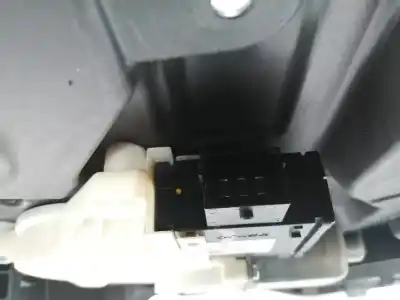 Автозапчасти б/у регулятор стекла переднего правого за jeep compass (mp) fca ссылки oem iam 68292082aa  