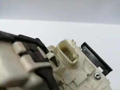 Автозапчасти б/у замок задней левой двери за jeep compass (mp) fca ссылки oem iam 04589915ae  