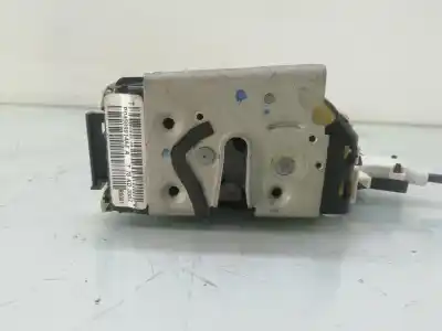Автозапчасти б/у замок задней правой двери за jeep compass (mp) fca ссылки oem iam 52139906  