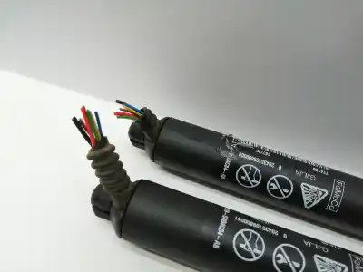 Second-hand car spare part tailgate gas strut for ford puma (j2k, cf7) 1.0 ecoboost mhev oem iam references 2639070  
