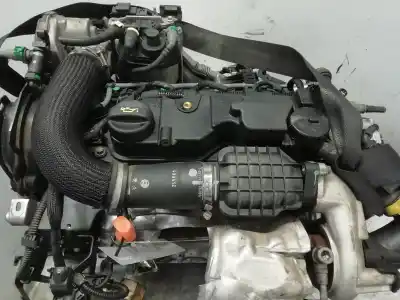 Pièce détachée automobile d'occasion MOTEUR COMPLET pour PEUGEOT 208  Références OEM IAM 8H01  
