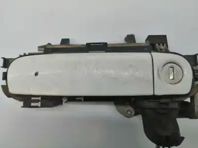 Автозапчасти б/у левая передняя наружная ручка за audi a4 b6 (8e2) 1.9 tdi ссылки oem iam 8e1837239  