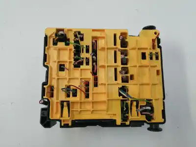 Автозапчасти б/у блок реле/предохранителей за citroen c-elysée 9h06 ссылки oem iam 9804846880  