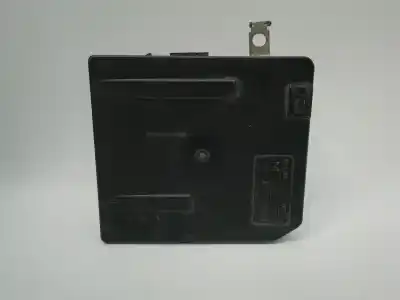 Second-hand car spare part fuse box unit for renault megane ii berlina 5p k4m812 oem iam references 8200455424  