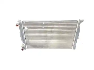 Автозапчасти б/у водяной радиатор за audi a4 b5 (8d2) 1.8 ссылки oem iam 8d0121251bc