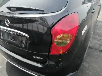 Автозапчастина б/у правий ліхтар для ssangyong korando 671950 посилання на oem iam 8360234100