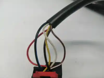 Автозапчастина б/у ліве дзеркало для audi a4 b8 (8k2) 2.0 tdi посилання на oem iam 8k1857409e  