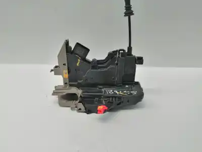 Second-hand car spare part FRONT RIGHT DOOR LOCK for KIA CEED (CD)  OEM IAM references 81320J7000  