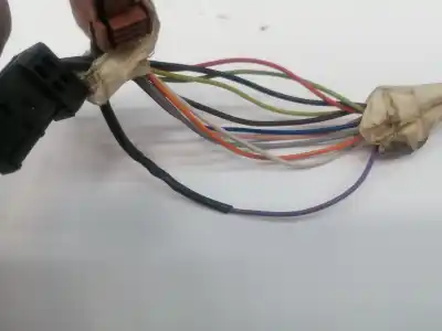 Pezzo di ricambio per auto di seconda mano specchio sinistro per citroen c4 grand picasso c4 grand picasso riferimenti oem iam 8153h4  