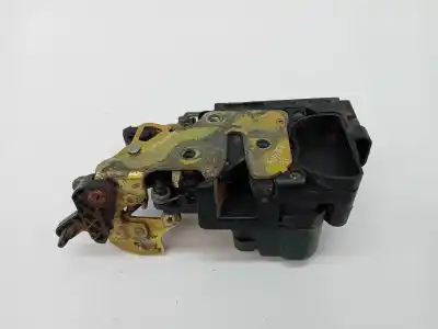 Pezzo di ricambio per auto di seconda mano serratura porta posteriore sinistra per ssangyong rexton 662la riferimenti oem iam 7131008002  