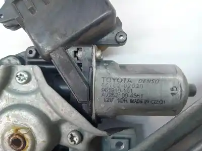 Автозапчасти б/у задний правый стеклорегулятор за toyota auris (e18) 2zr ссылки oem iam 6983002430  