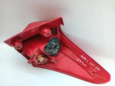 Pezzo di ricambio per auto di seconda mano lampada posteriore sinistra per toyota auris (e18) 2zr riferimenti oem iam 8156102710  