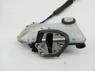 Second-hand car spare part front right door lock for toyota corolla e21 corolla (e21/eh1) touring hybrid oem iam references 6903002511  