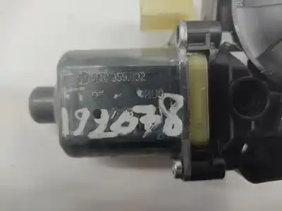 Автозапчастина б/у двигатель заднього правого скла для audi a3 (8v1) crbc посилання на oem iam 5q0959802  