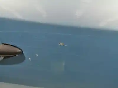 Second-hand car spare part front right door for renault kangoo ii (f/kw0) k9k802 oem iam references 801004113r  