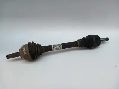 Pièce détachée automobile d'occasion TRANSMISSION AVANT GAUCHE pour PEUGEOT 207  Références OEM IAM 3272LE  