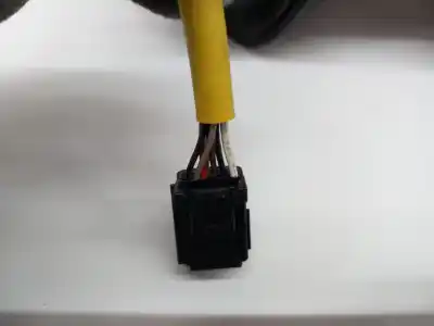 Автозапчастина б/у правий задний огляд для renault captur i k9k628 посилання на oem iam 963010936r   Автозапчастина б/у правий задний огляд для renault captur i k9k628 посилання на oem iam 963010936r