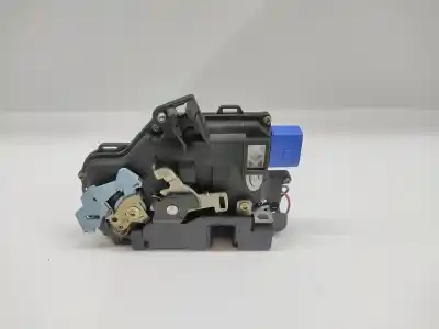 Автозапчастина б/у замок передніх дверей лівий для volkswagen caddy ka/kb (2k) bjb посилання на oem iam 3d1837015ap  