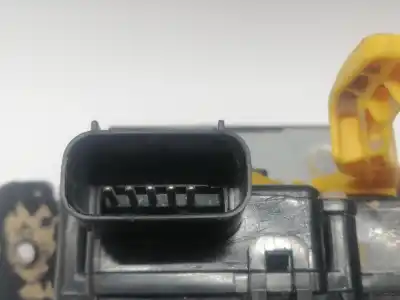 Автозапчастина б/у замок багажника / ворот для kia ceed (cd) d4fe посилання на oem iam 81230j7200  