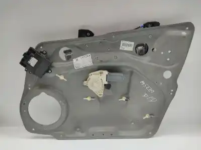 Pièce détachée automobile d'occasion LÉVE GLACE AVANT DROIT pour MERCEDES-BENZ CLASE B (BM 245)  Références OEM IAM A1697200879  